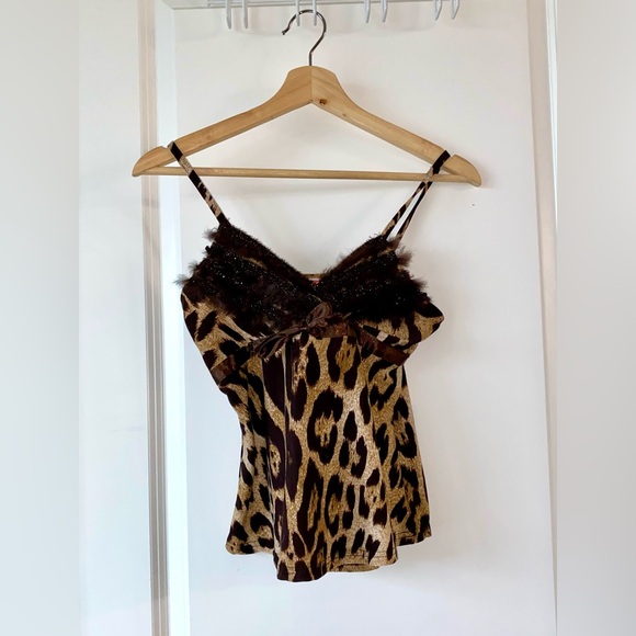 Brown Patterned Top with Fur Decoration - Picture 1 of 3